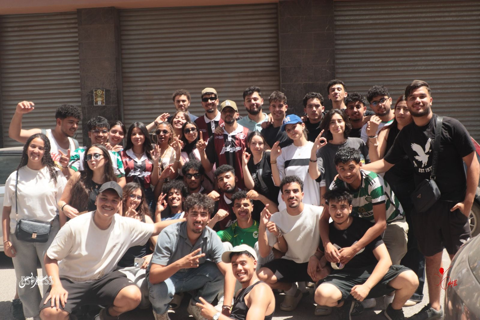 The 6Days volunteers at the end of the distribution.